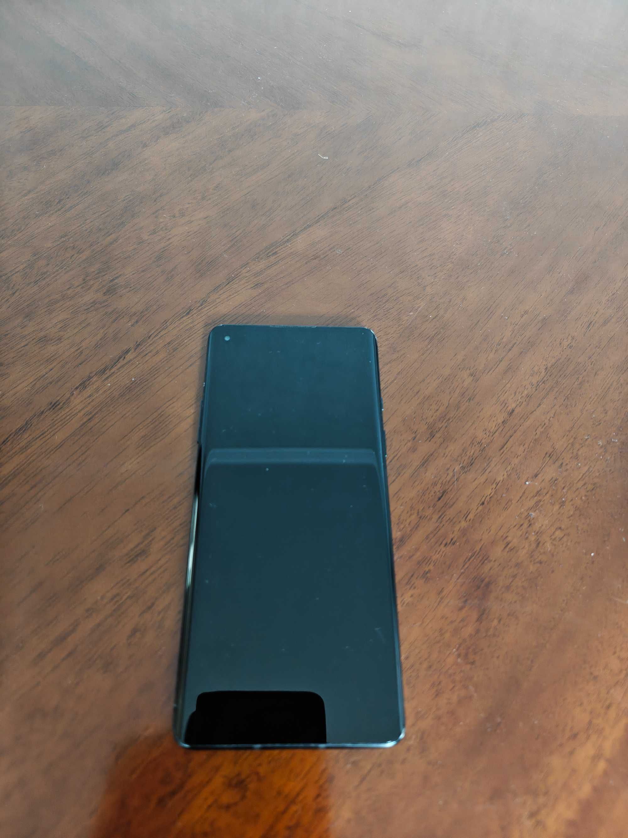 OnePlus 8 в отличном состоянии
