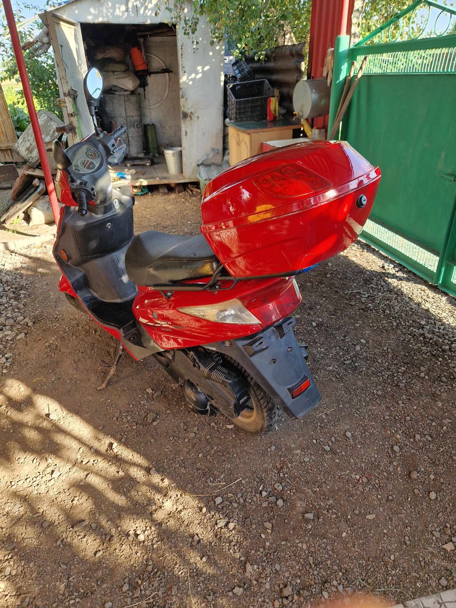 Скутер 125 кубов