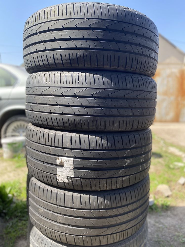 Комплект летние разноразмерные шины 235/50/19 255/45/19 Hankook Ventus