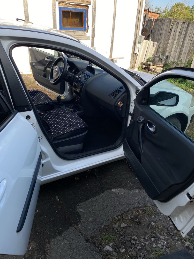 Продам машину Renault Megane, 2005 года