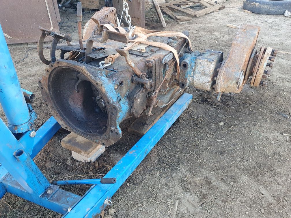 Продается запчасти тратор Т-40 (за 1кгх 300тенге)