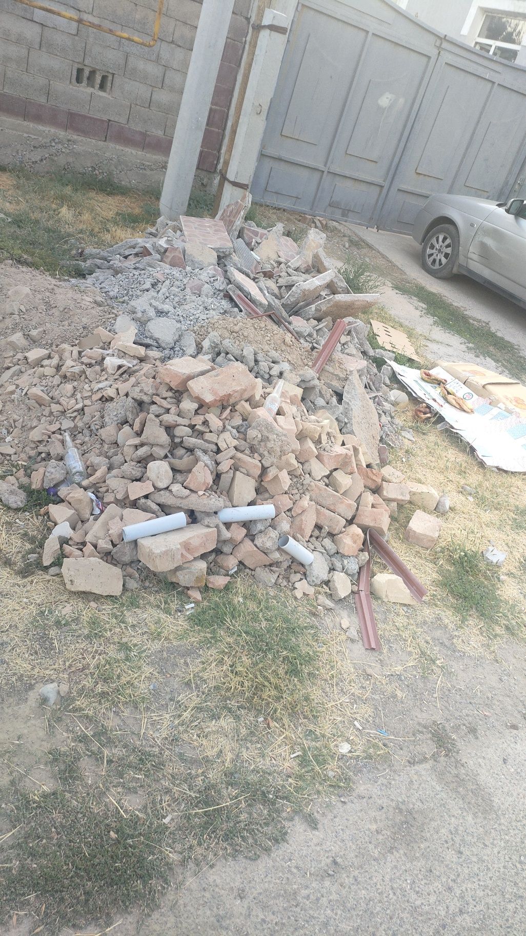 Булыжник даром.            .