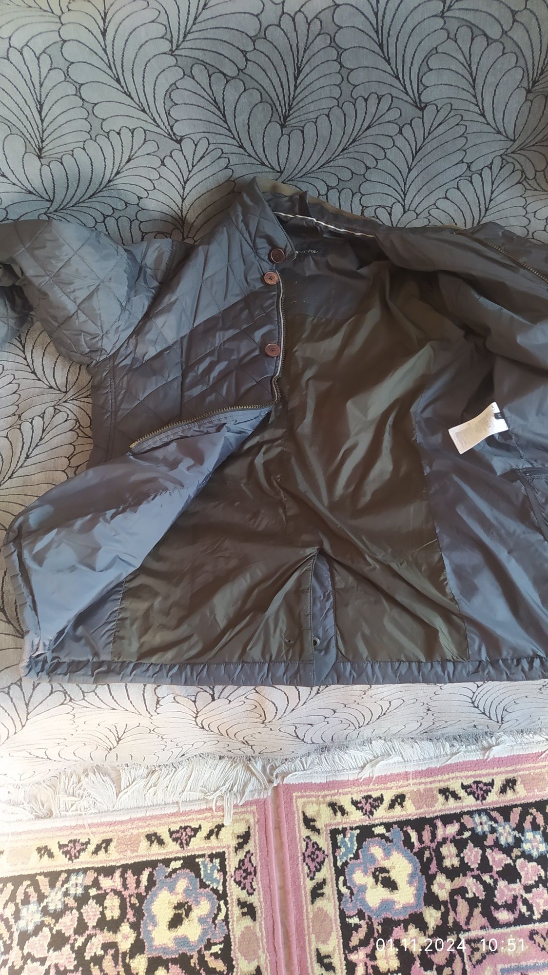 Срочно продам мужское куртку
