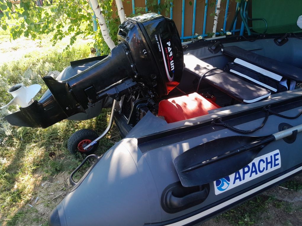 Продам лодку ПВХ  с мотором