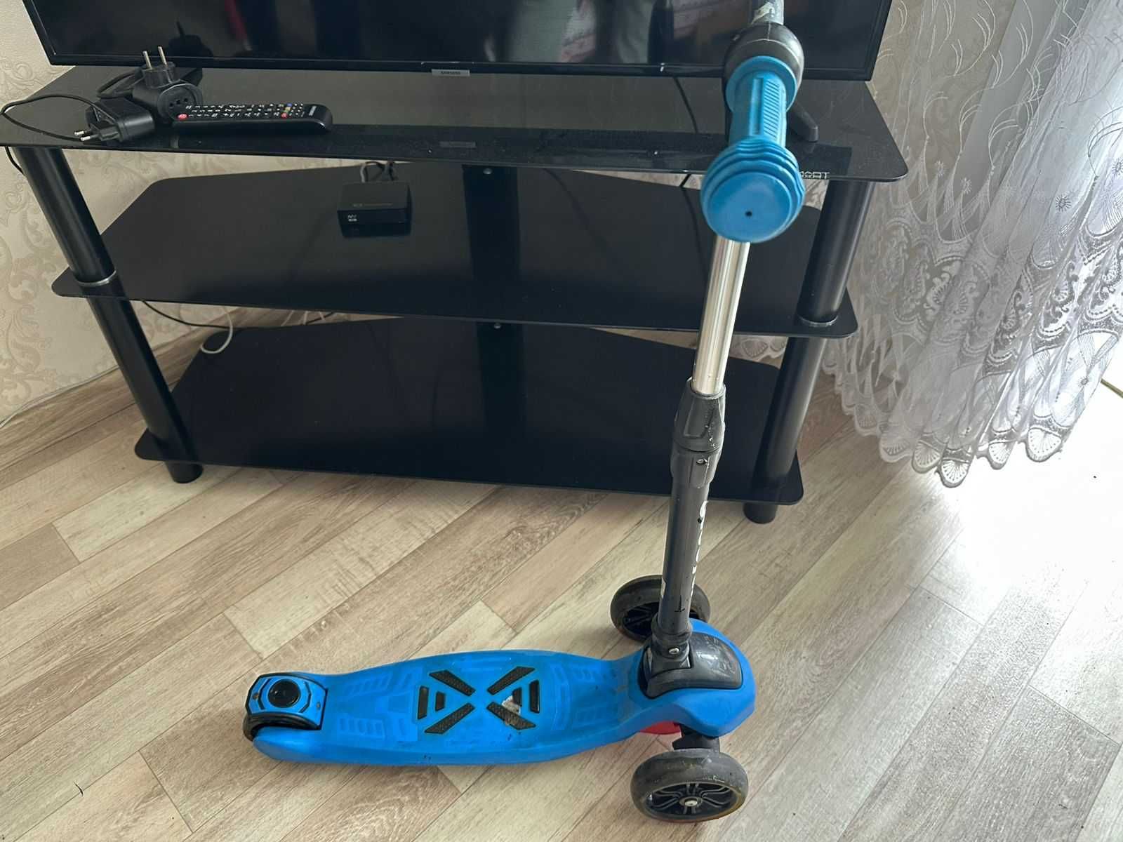 Самокат Scooter Очень устойчивый и качественный