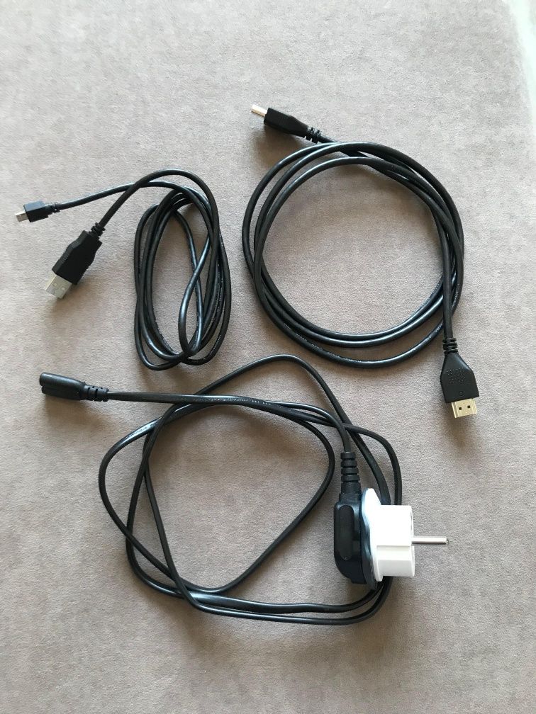 Продам PS4 Slim 1TB