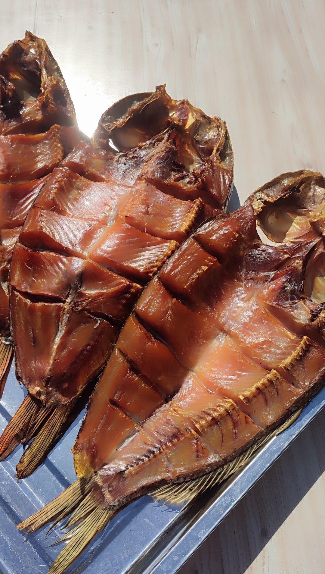 Копченая рыба с озера Балхаш. Готовим сами. Вкусная.