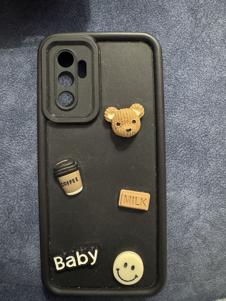 Продам чехлы на Vivo v23e