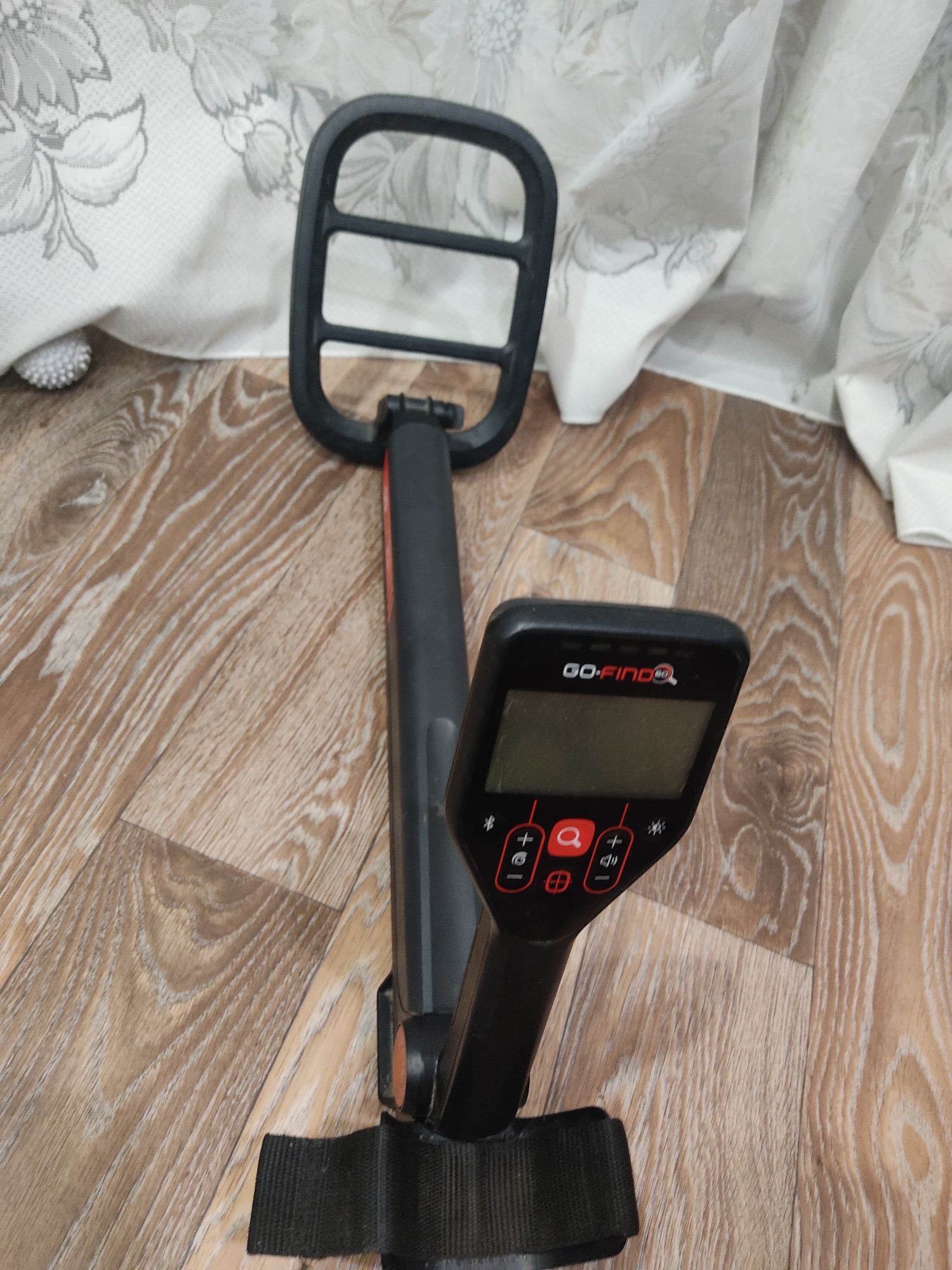 Металлоискатель minelab