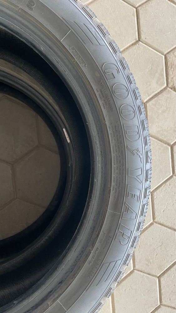 Шины, Goodyear EfficientGrip SUV 235/50 R19