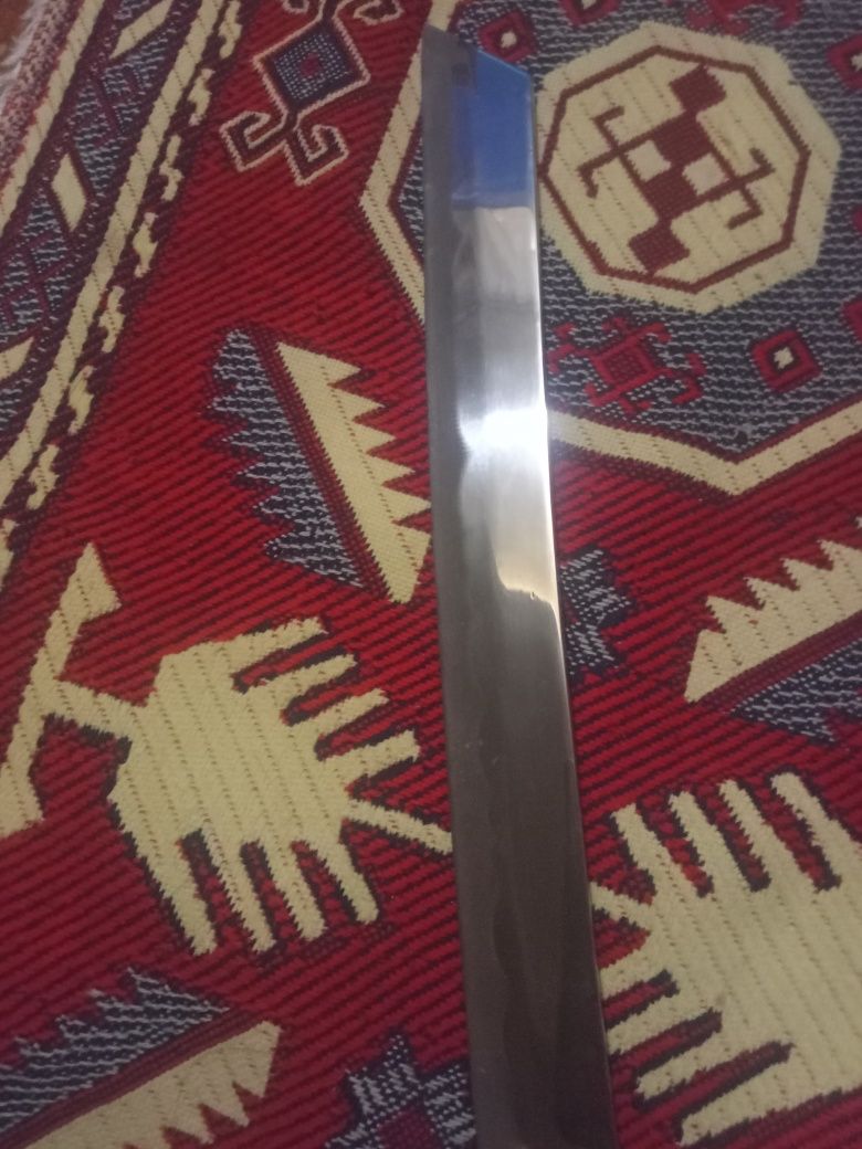Продам, продам сувенирная катана.