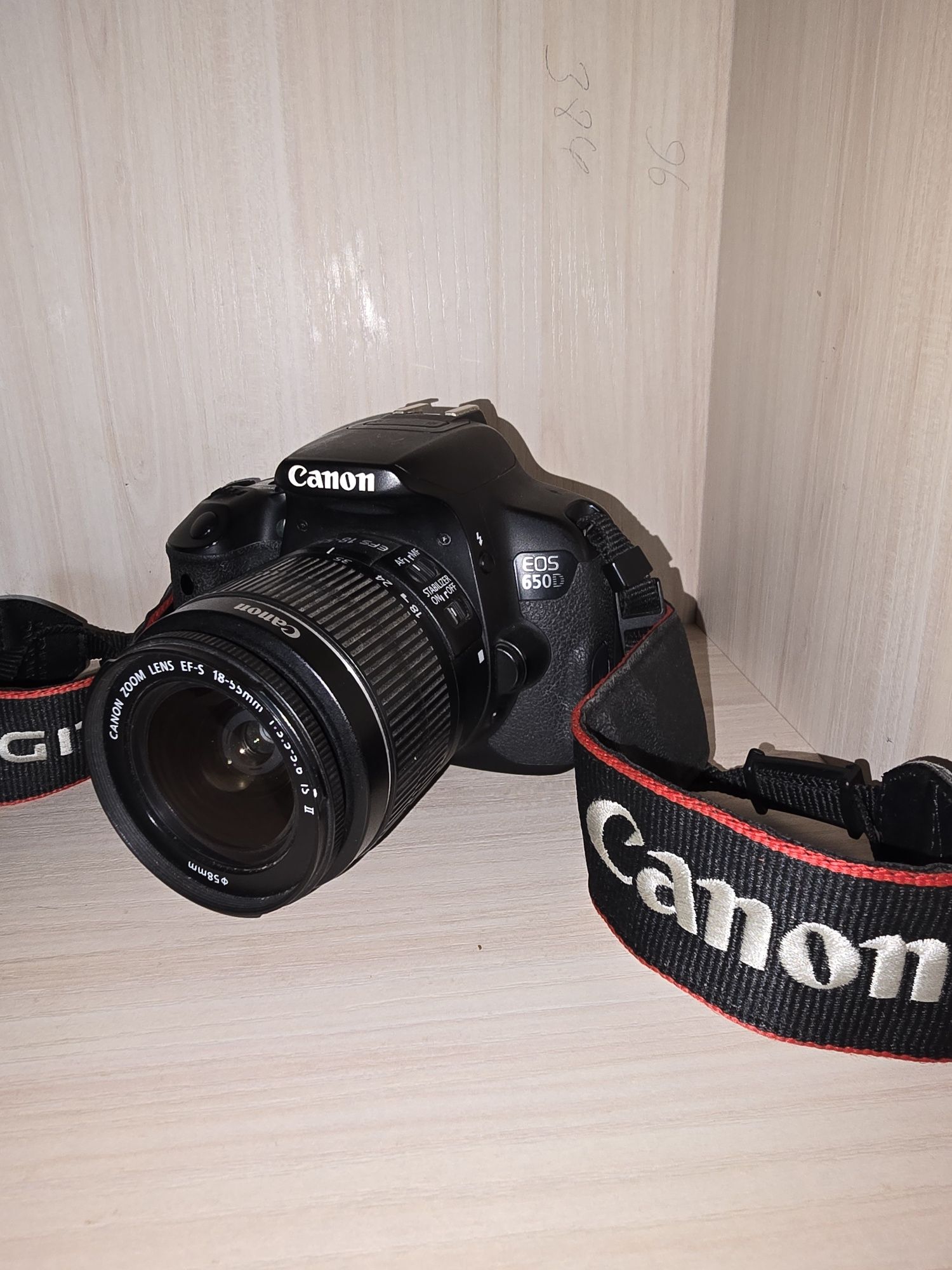 Фотоаппарат Canon EOS 650D