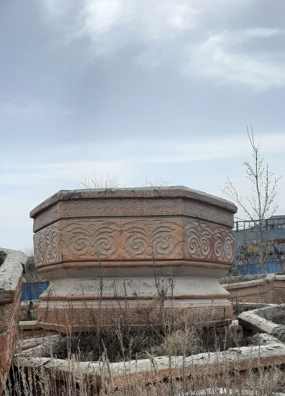 Продам вазоны,клумбы