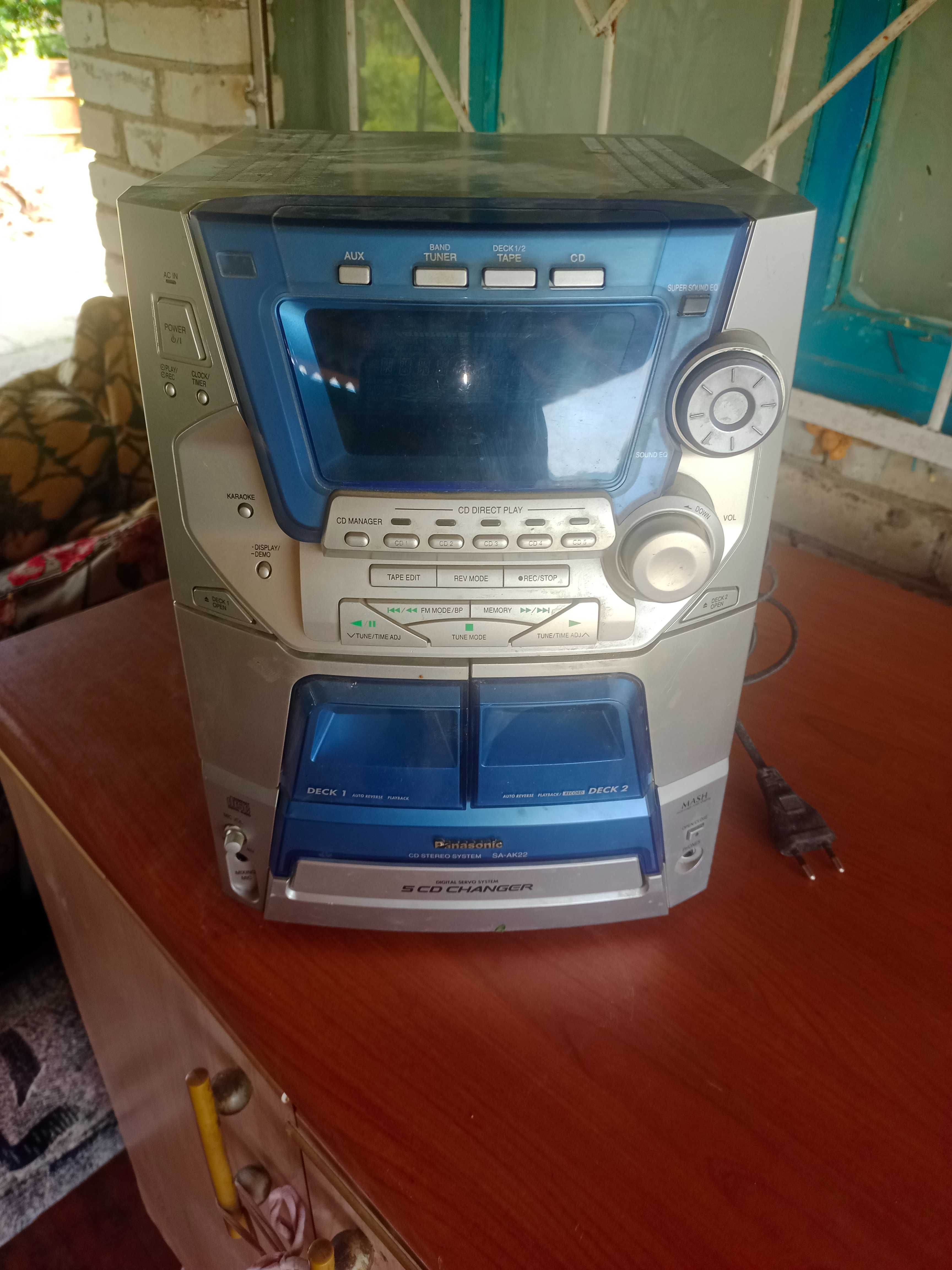 Продам музыкальный центр Panasonik (без колонок)