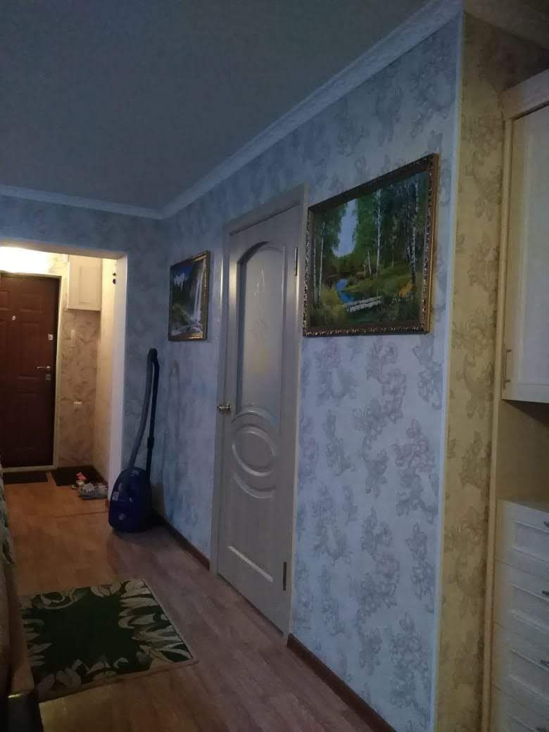 Сдам квартиру 8 микр возле рынка Алтай на долгий срок