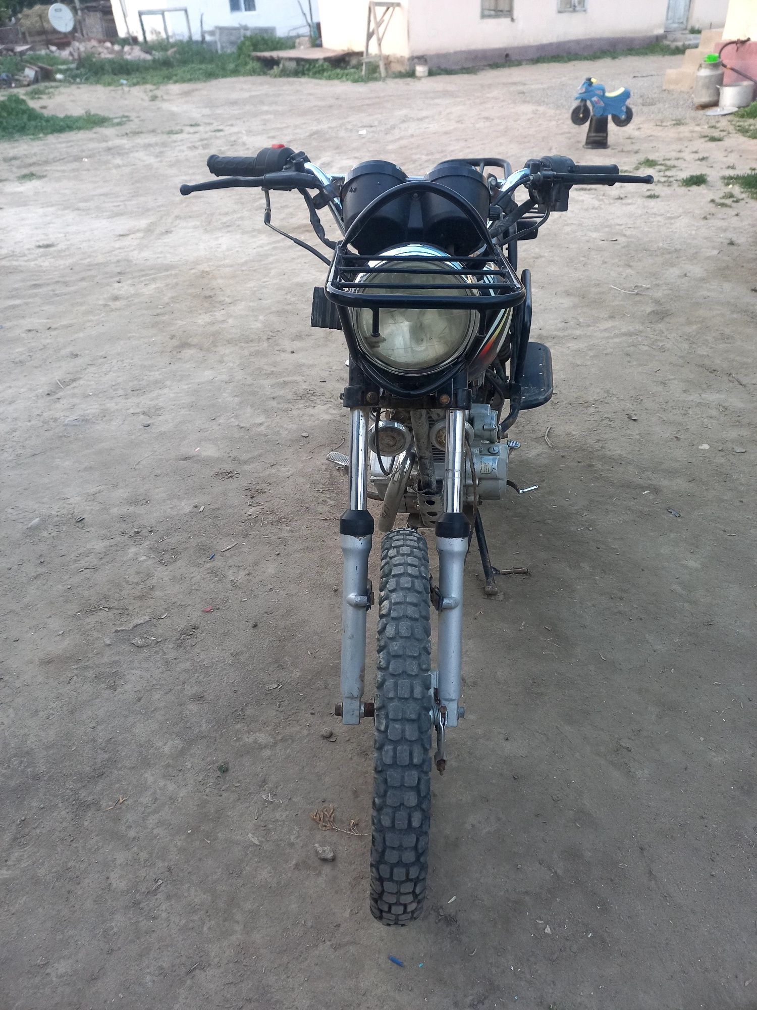 Мотоцикл 200 куб