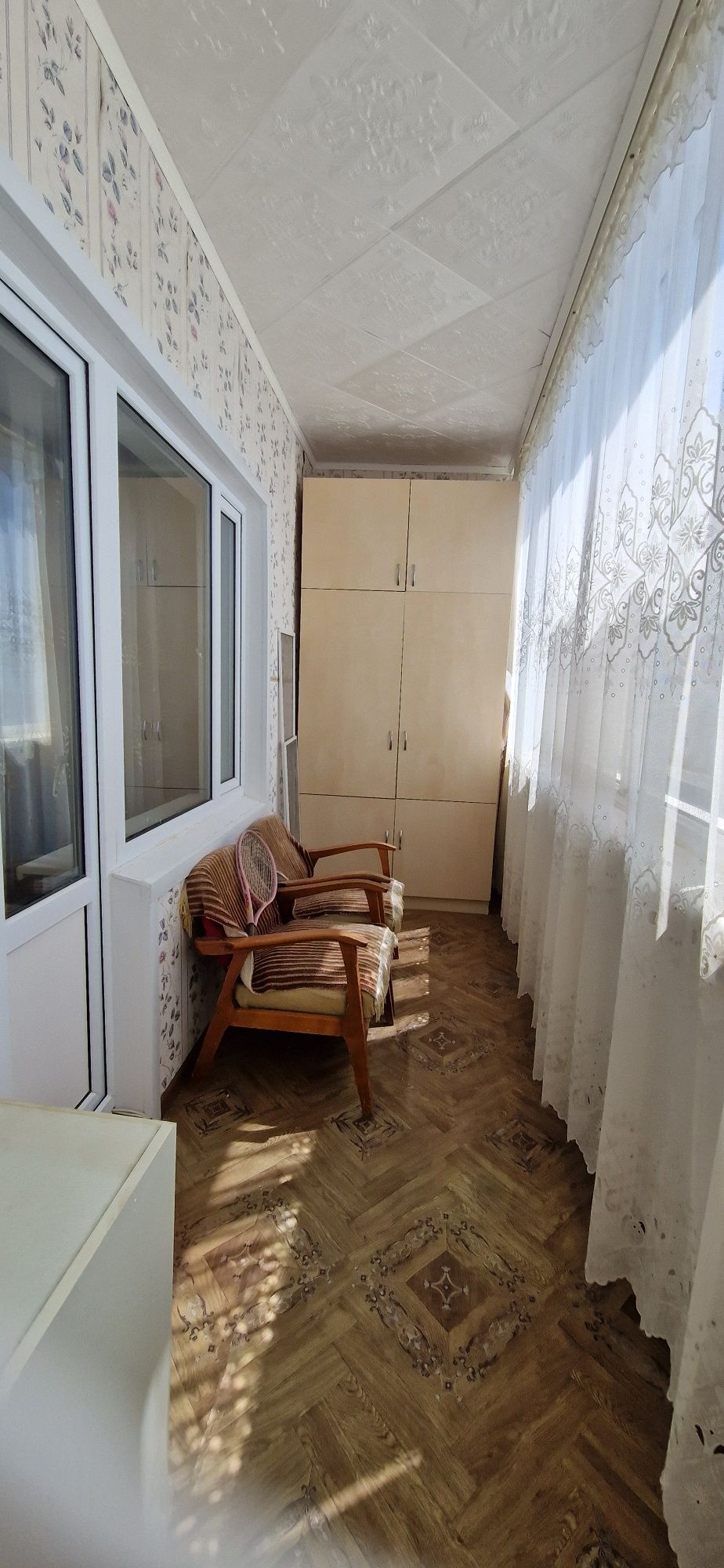 Ул. Абая 57 лен.пр. Продаётся 3х комнатная квартира на 5 этаже