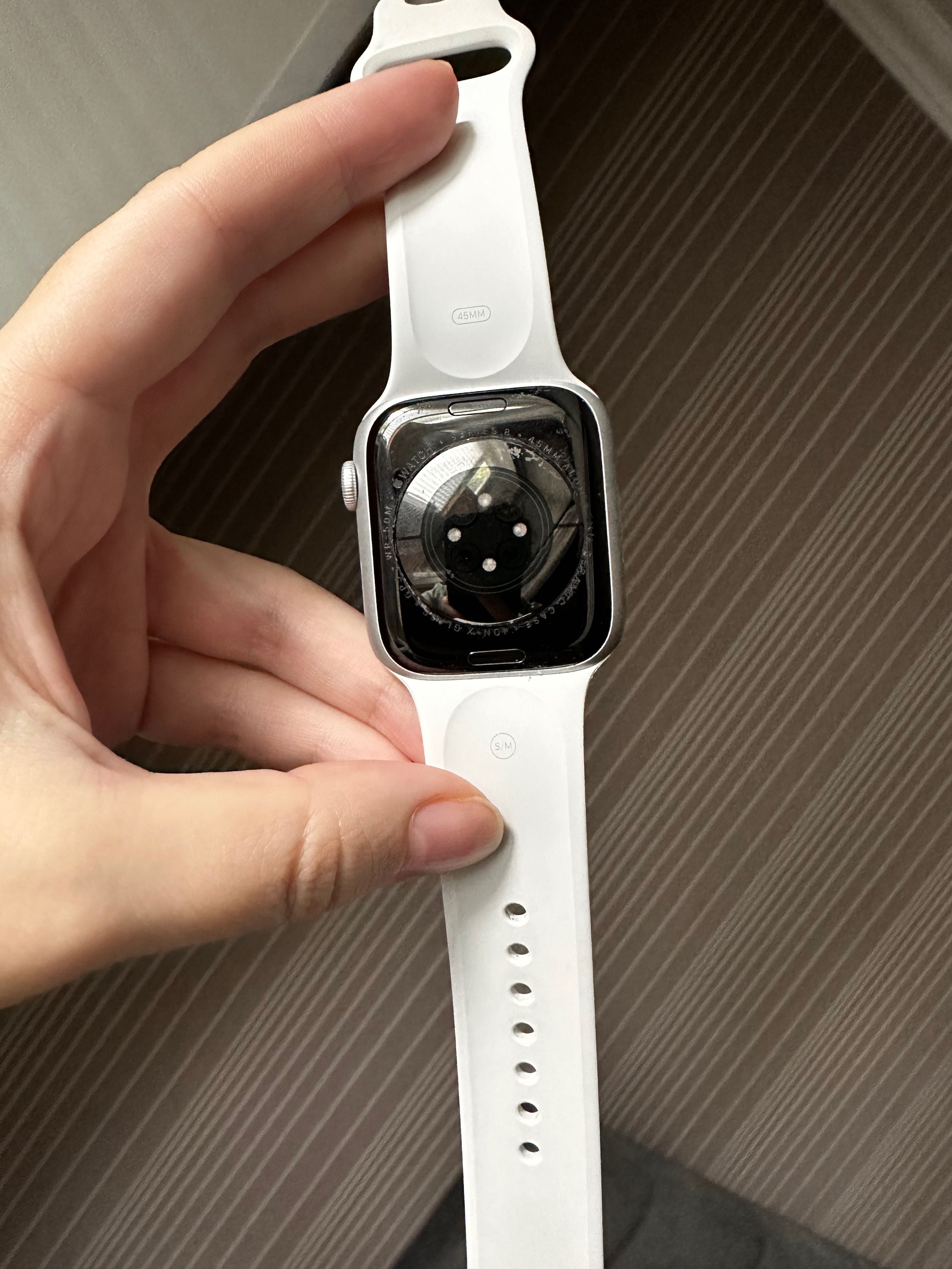Apple Watch 8 45mm