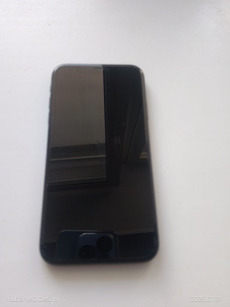 Продам 11 iphone с документами