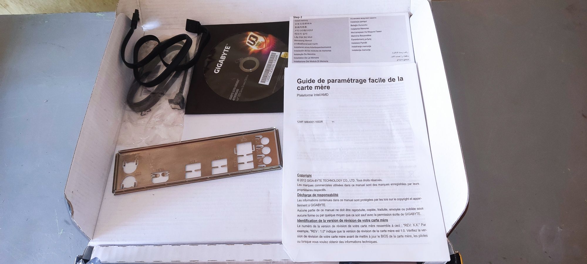 Продам игровую материнскую плату gigabyte