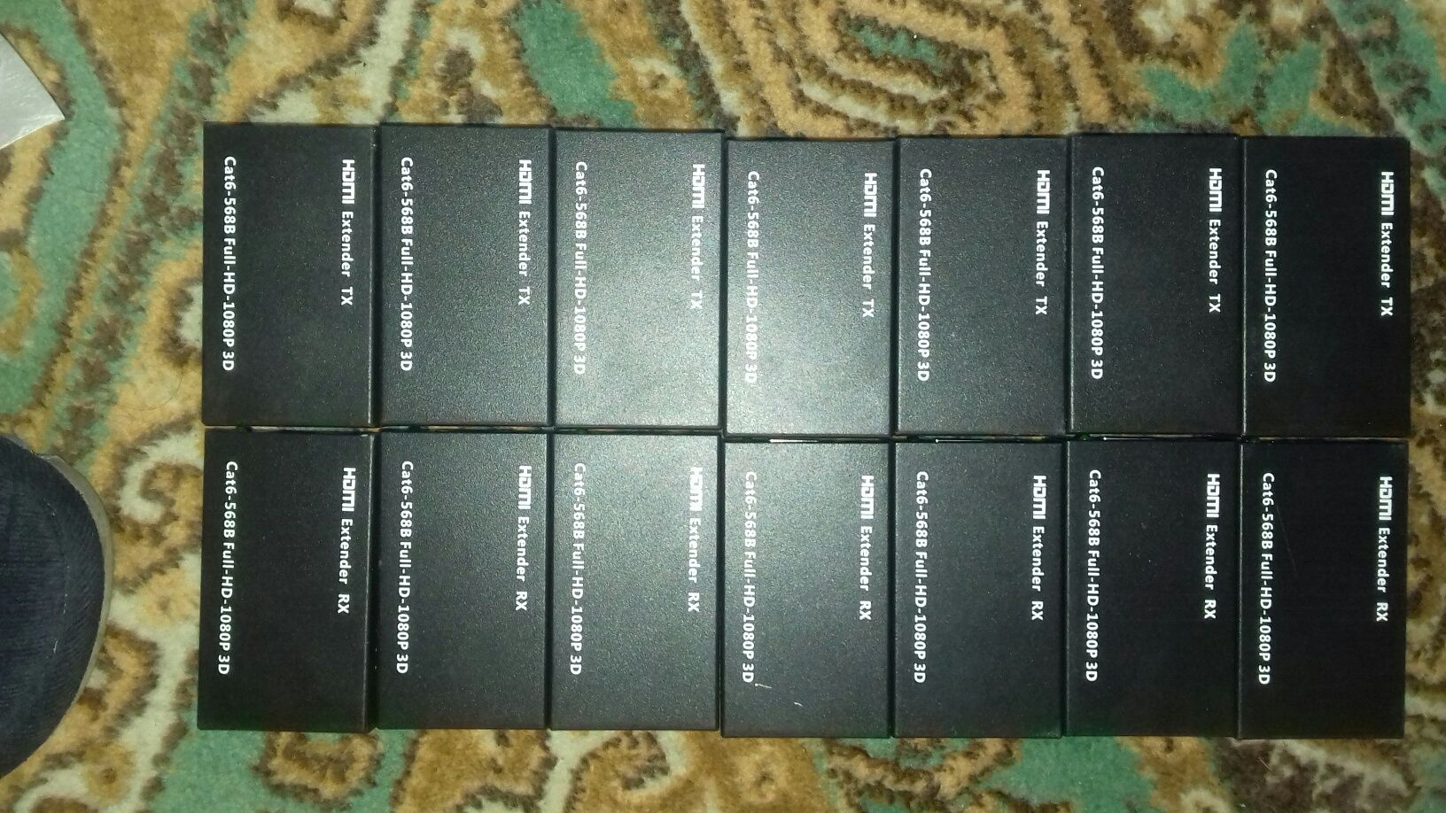 Срочно продам HDMI Сплитер на 8 выходов с комплект ексендеров на 7 тв