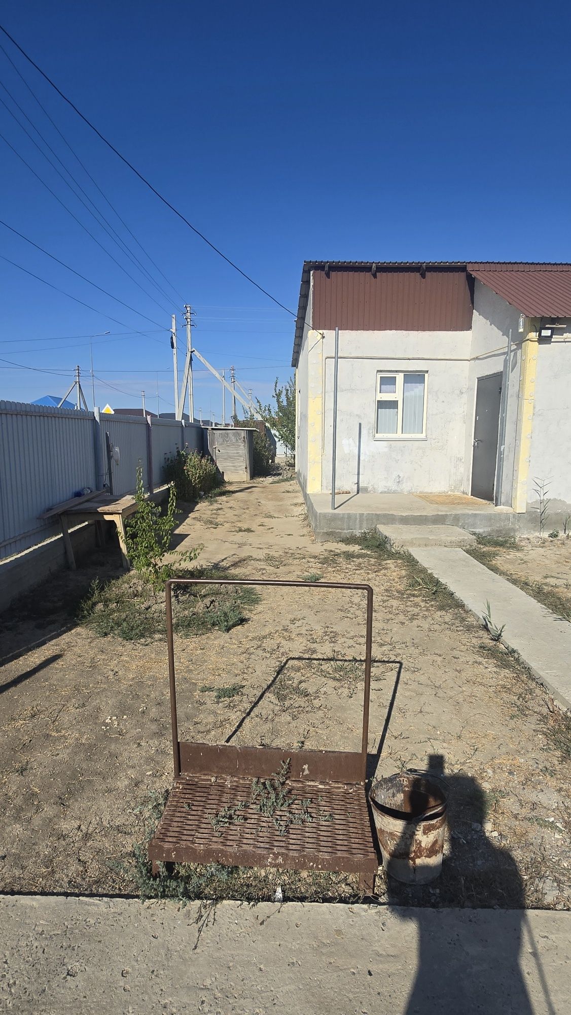 Продам времянку в мкр-не Жулдыз 2. Цена 13 миллион.