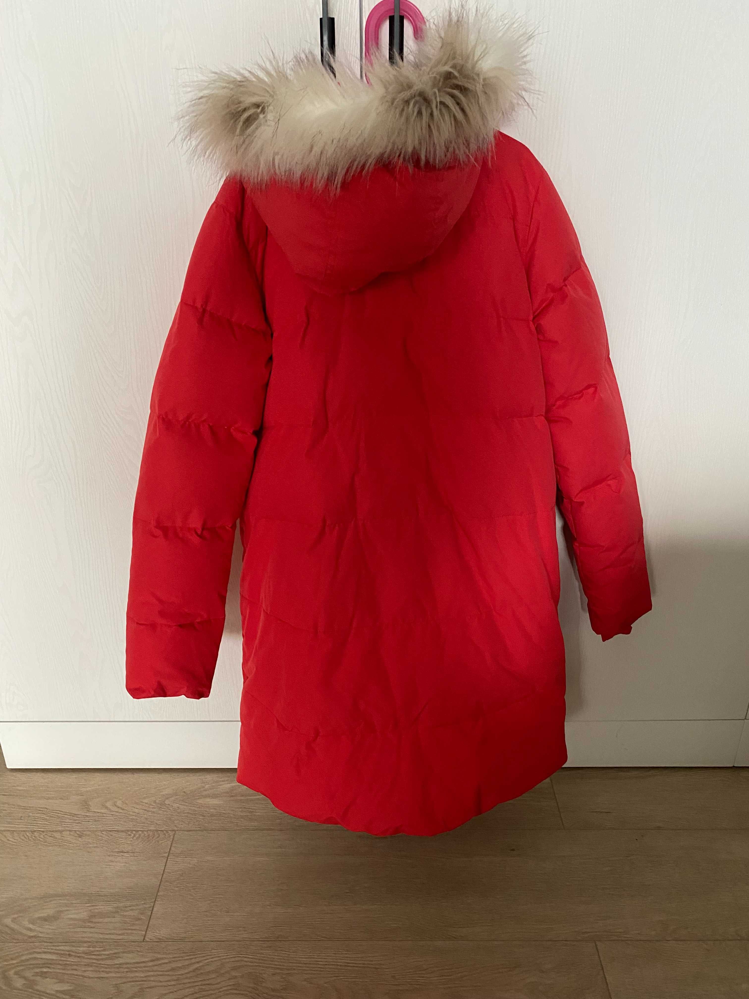 Продам зимний пуховик