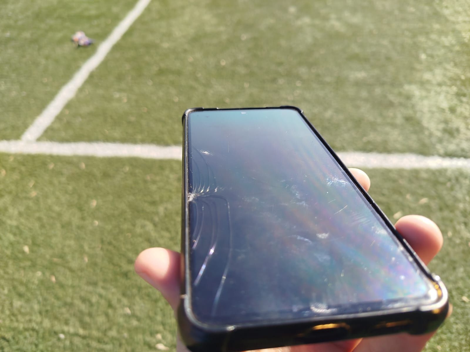 Vivo V27e смартфон рабочий СРОЧНО