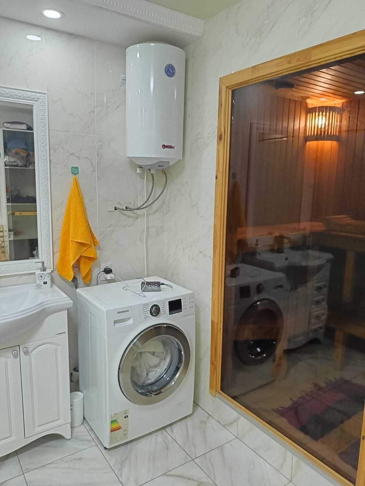 Продам 4х комнатную квартиру в 2х уровнях  в 5 мкр.