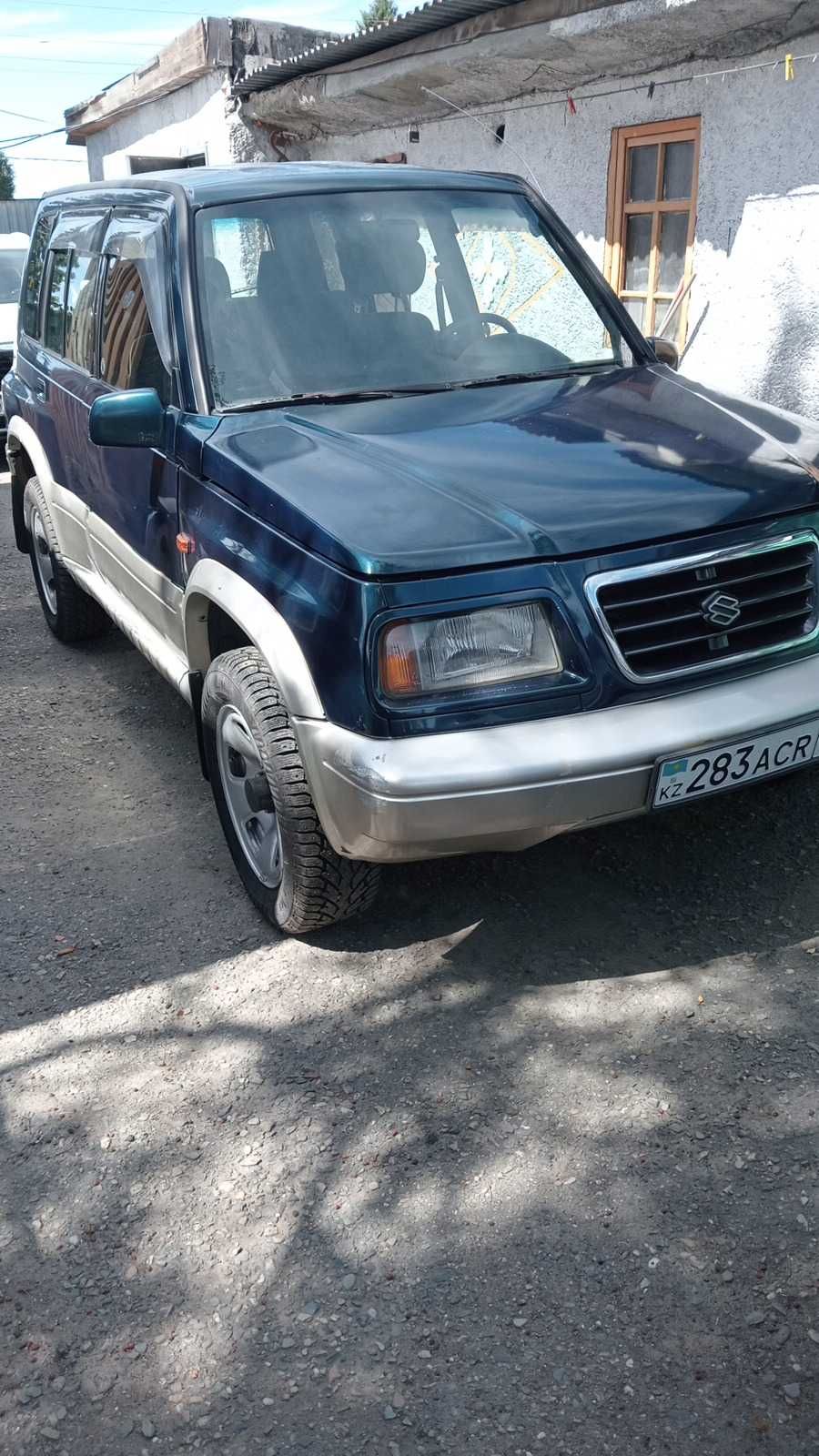 Продам машину Сузуки