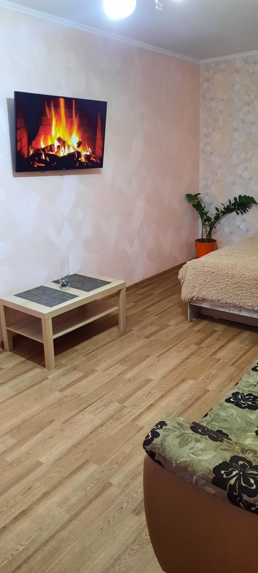 Посуточно. Уютная квартира для двоих! Смарт Тв! Wi-fi. Звоните!