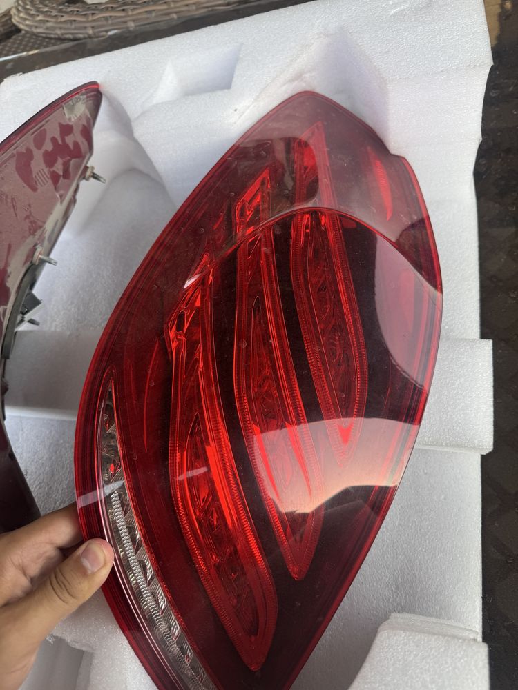 Продам фары от w222 s class оригинал до рест