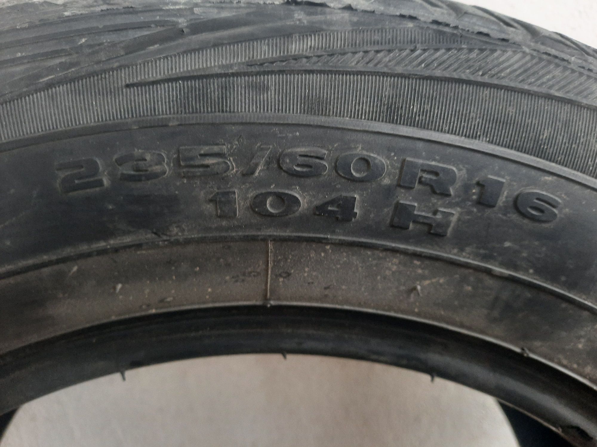 Резина лето 235 60 R16