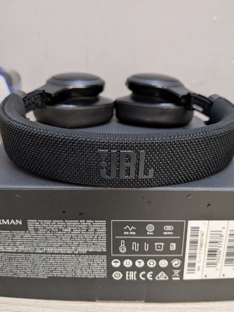 Наушники JBL live 660nc