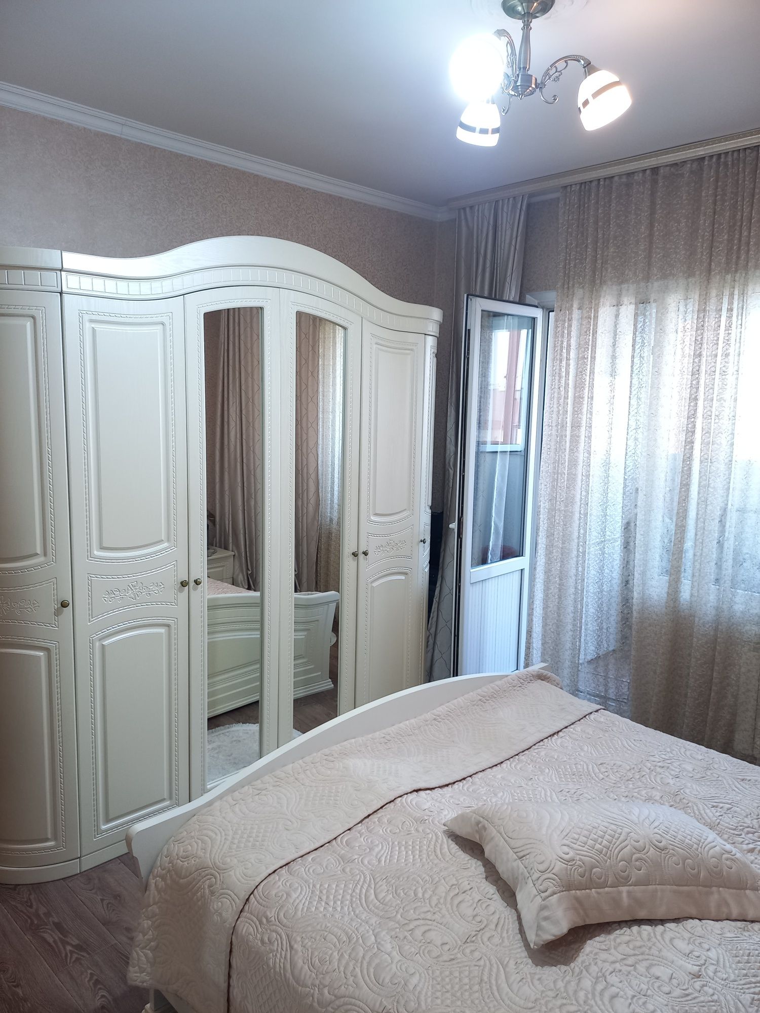 продам отличную квартиру в Алматы , мкр.Жетысу-2 , НЕзалоговая  , ТОРГ
