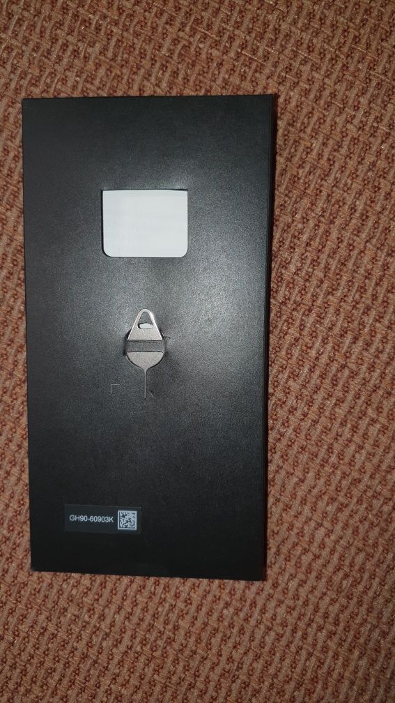 Продам Samsung galaxy S10+
