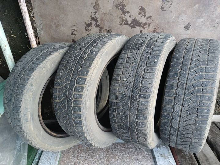 Продам зимнюю резину
