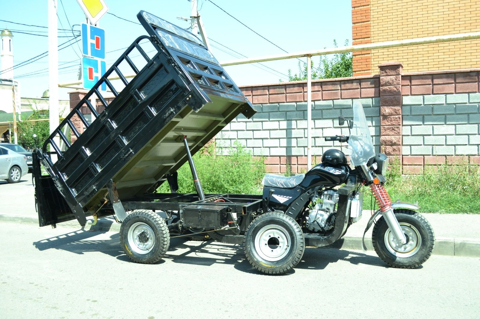Муравей 250 куб. Мал, егін, құрылыс шаруашылығына