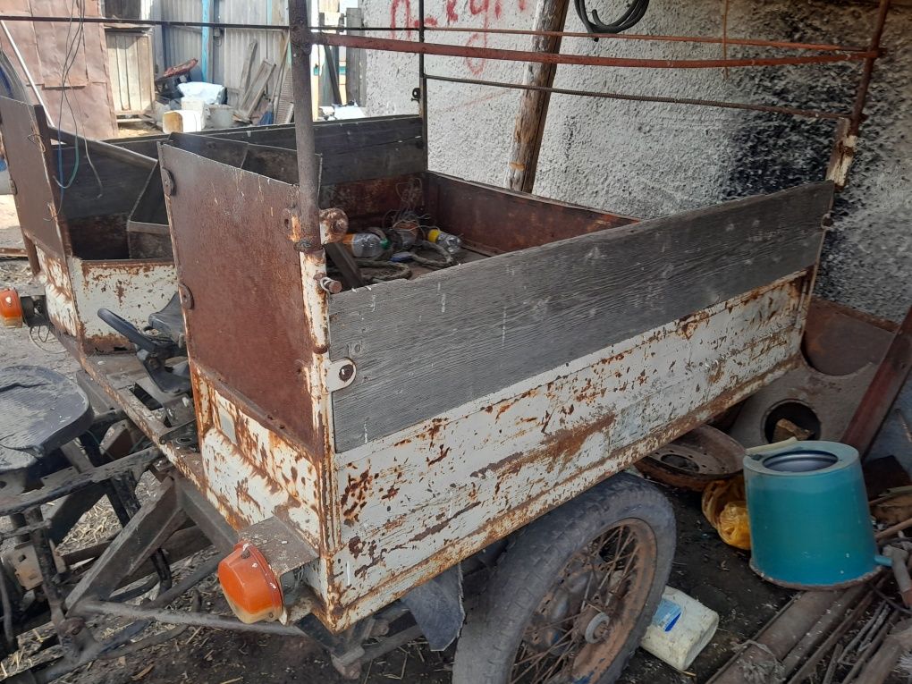 Продам трицкл Урал заводской