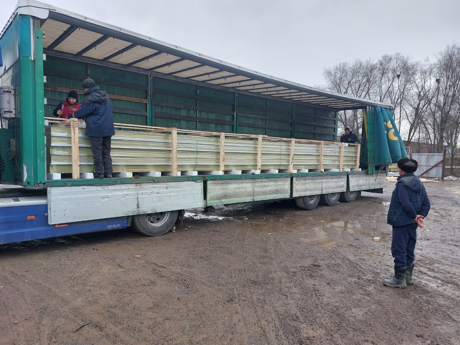 Грузоперевозки  фуры тралы площадки газели межгородные и международные