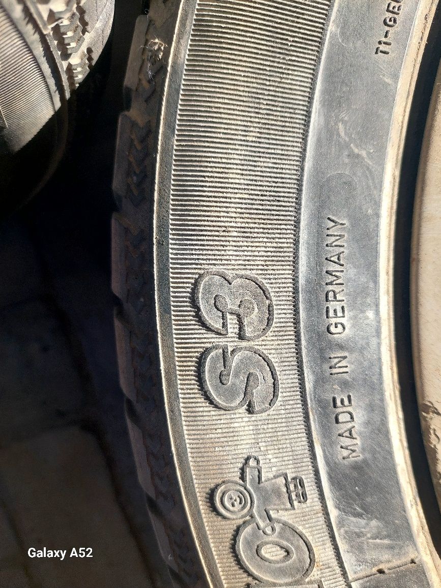 Зимние автопокрышки на дисках
