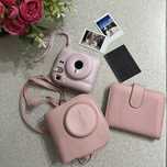Продам фотоаппарат instax mini 12