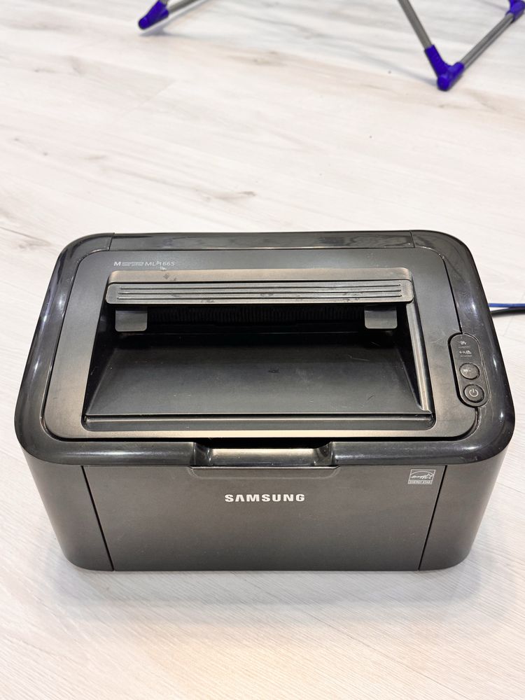 Продам Принтер Samsung Monochrome LaserPrint ML-1665