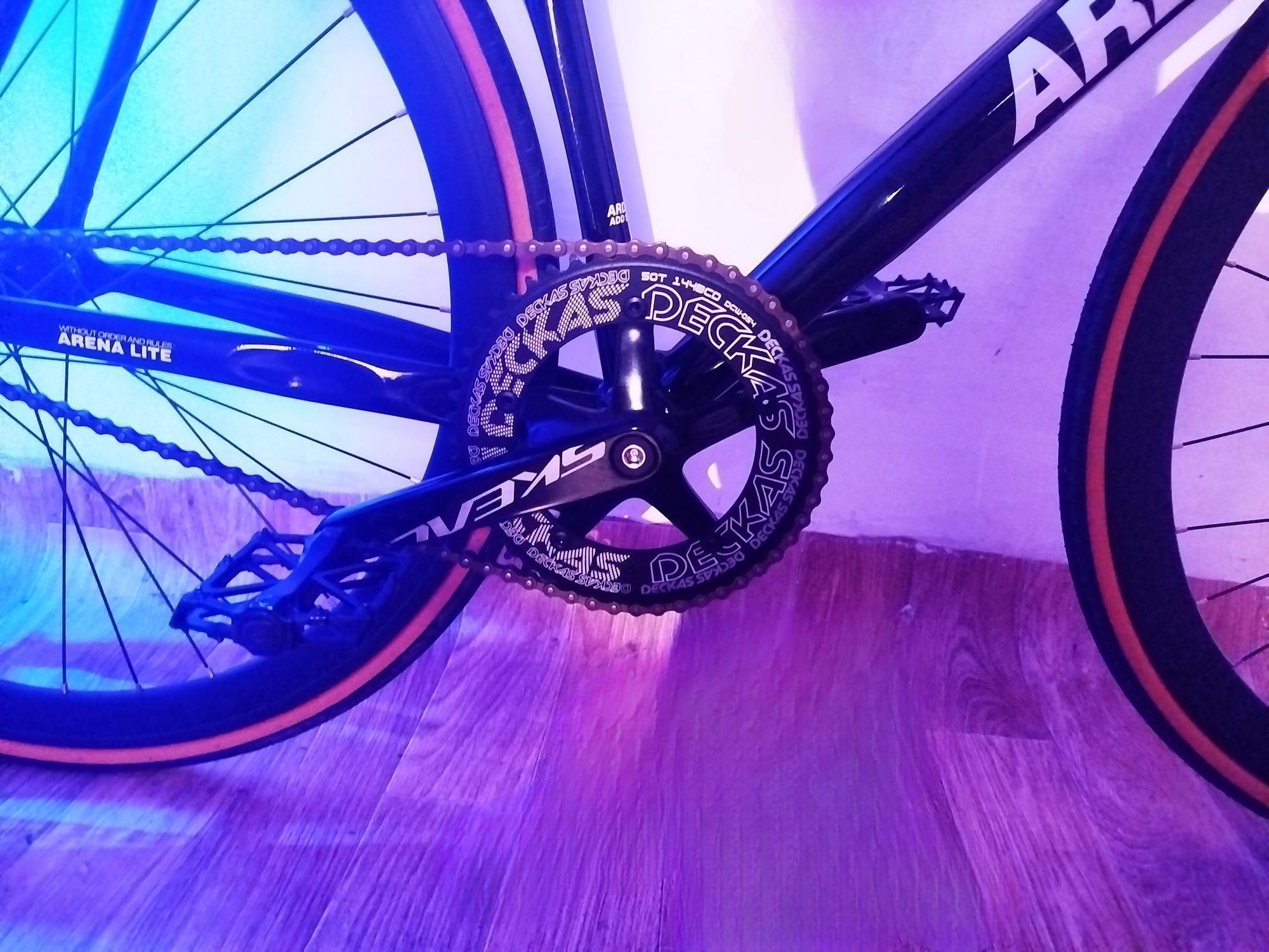 Продается велисопед fix,fixed gear L 56