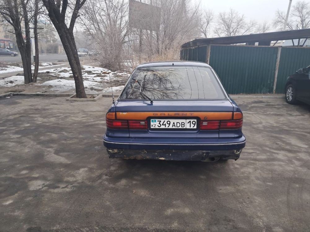 Срочно продам машину
