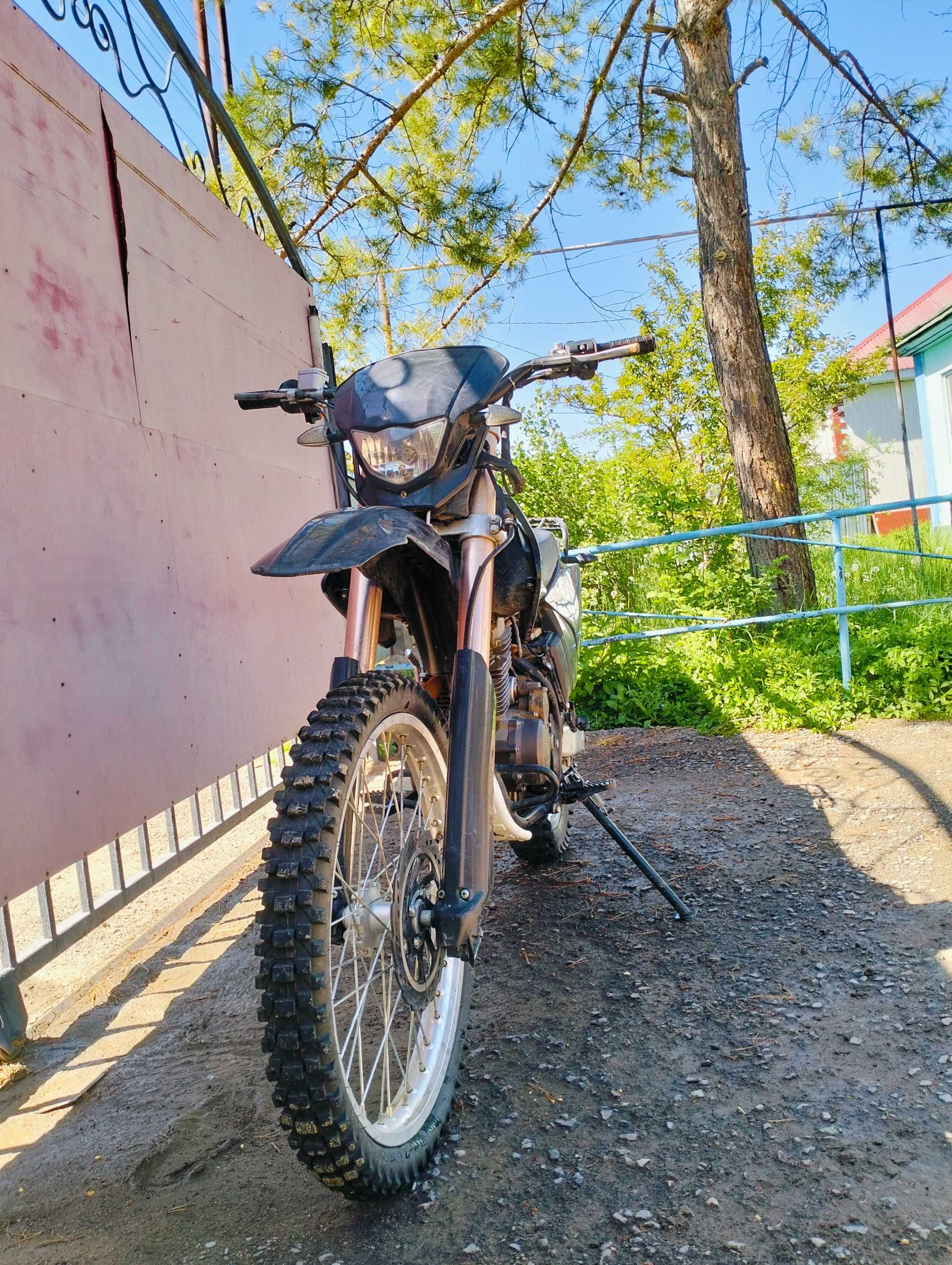 Эндуро 250 срочно нужно деньги... так бы и не продал!