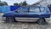 Kia carens автомобиль
