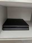 Playstation 4 slim, 2 джойстика