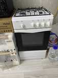 Продам газовую плиту