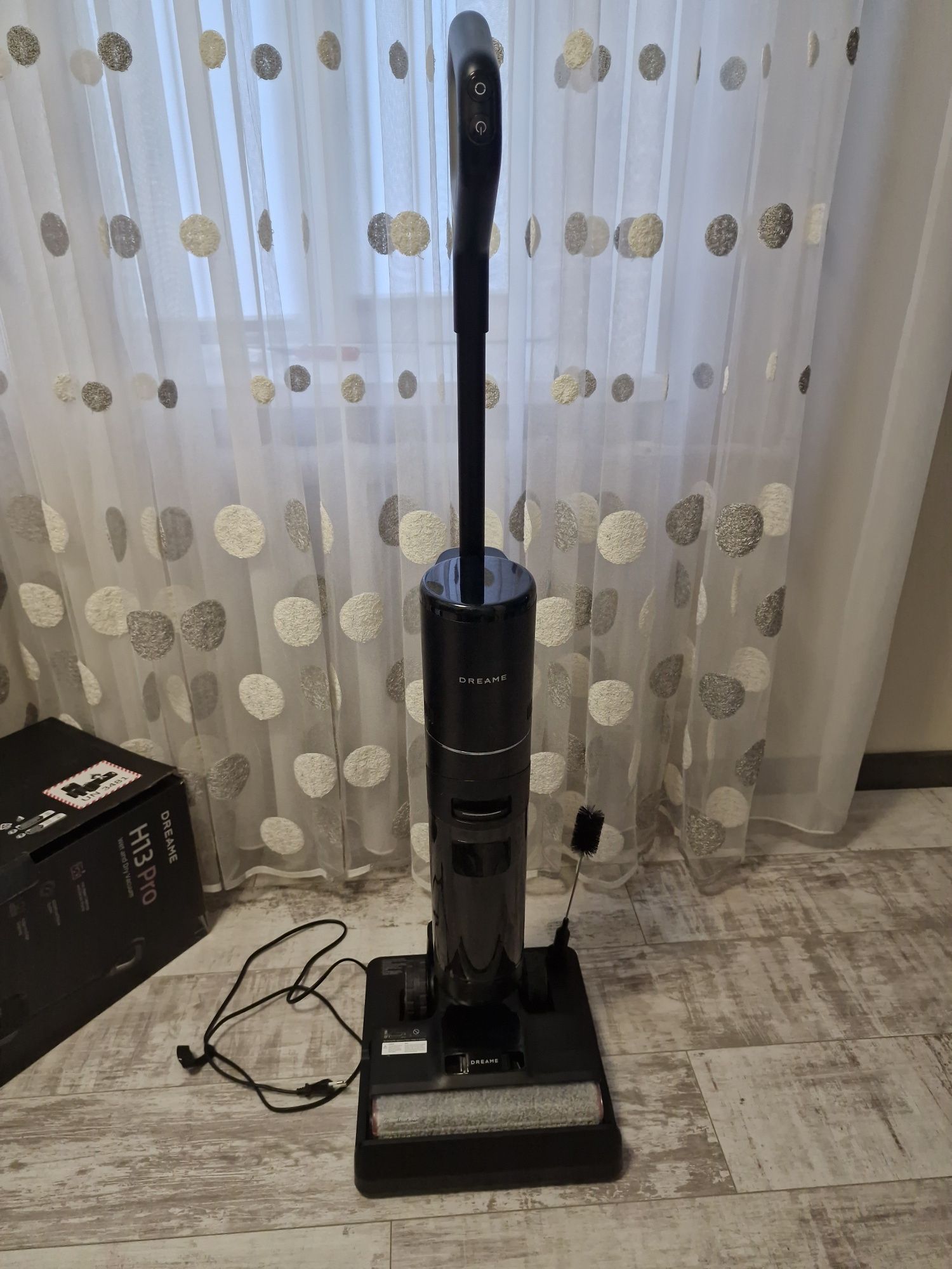 Моющий вертикальный пылесос dreame h13 pro